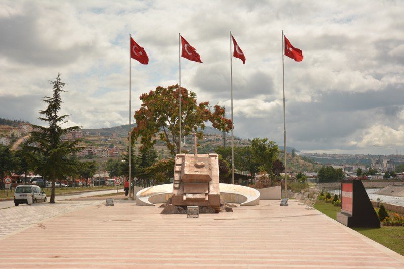 15 Temmuz Şehitler Anıtı